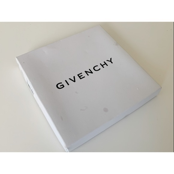 Givenchy Coffee Spoon Set - Picture 4 of 4